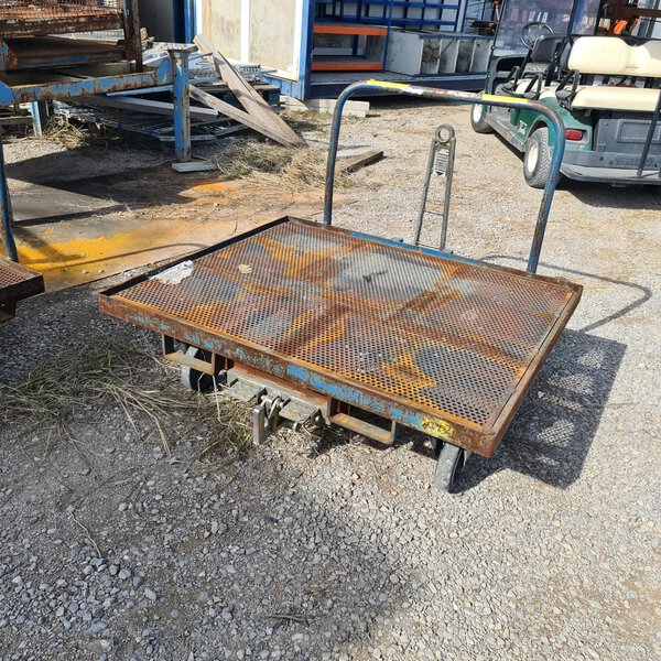 carro plataforma con tirador y enganche