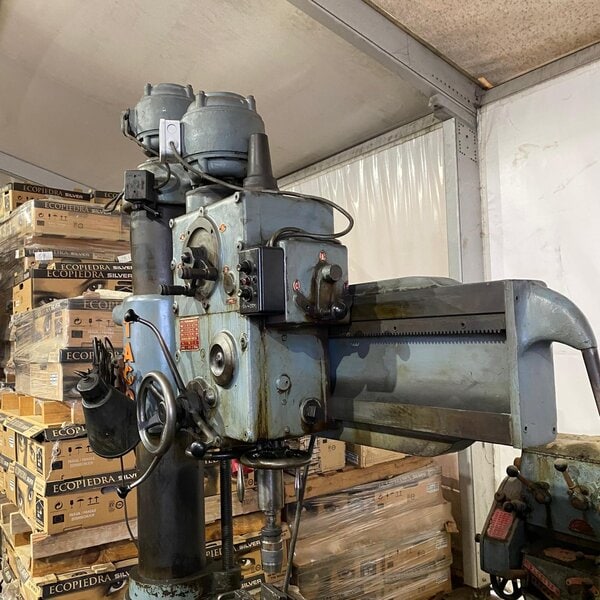 taladro radial tago m900