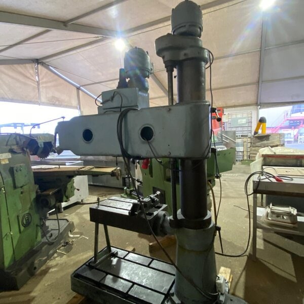 taladro radial tago m900