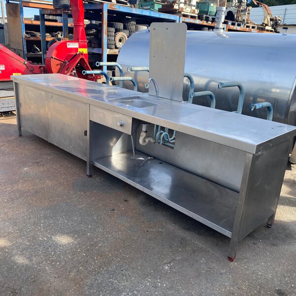 mesa industrial inox 3,40m con fregadero manos libres – cocina profesional
