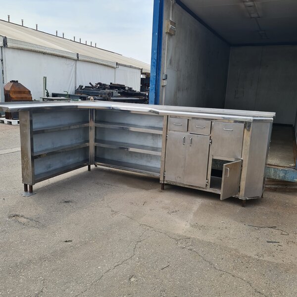 mueble cafetero y estanterías en l acero inoxidable