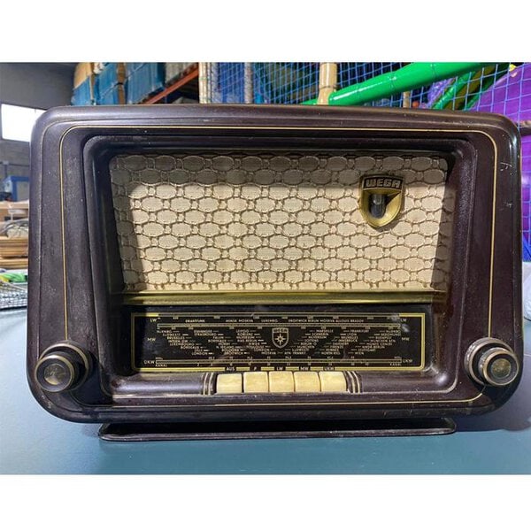 radio antiguo wega