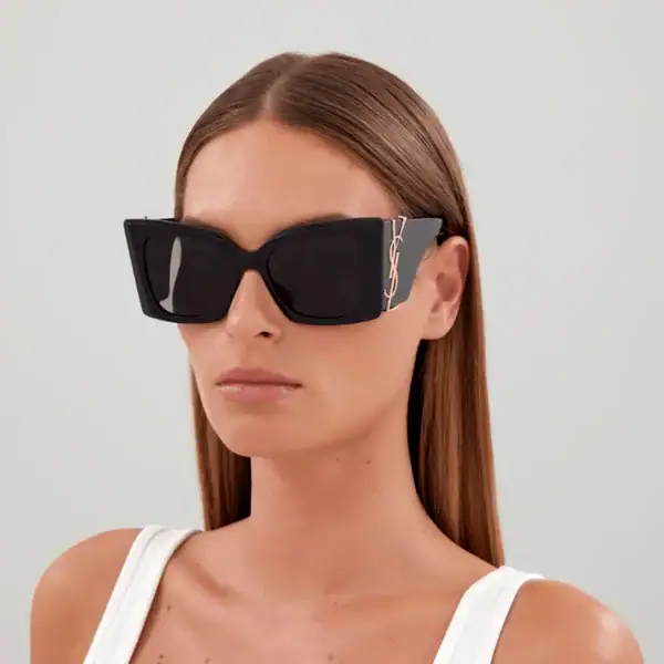 oculos-de-sol-saint-laurent-slm119-preto-rosto