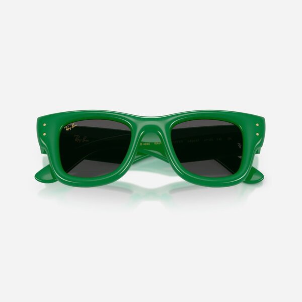 oculos-de-sol-rayban-wayfarer-puffer-verde-frente