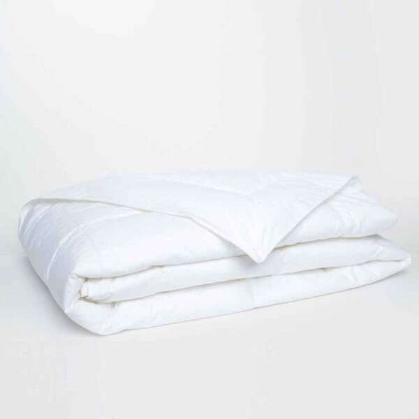 Lightweight down alternative comforter - perfect for warm climates