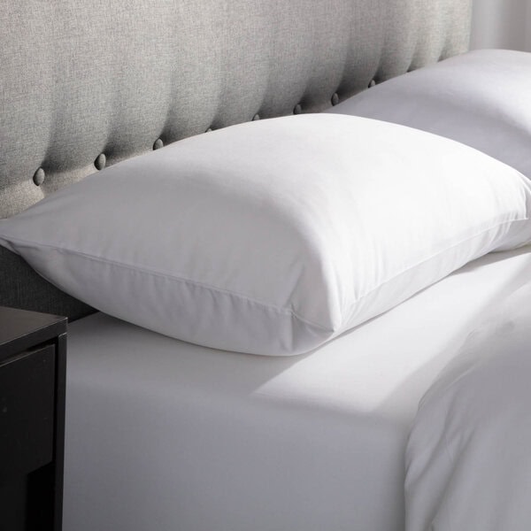 Weekender Hotel 200TC Fitted Sheet - Image 5