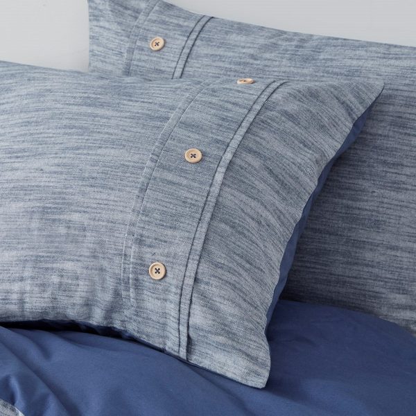 Clean Spaces Dover 3 Piece Organic Cotton Duvet Cover Set - Image 10