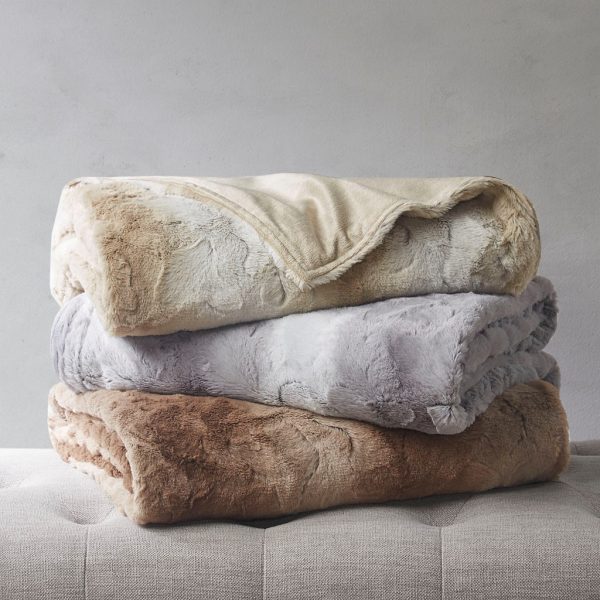 Beautyrest Zuri Weighted Faux Fur Blanket