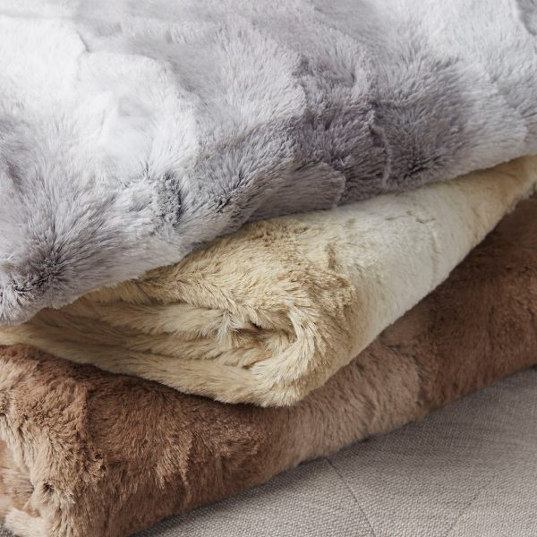 Beautyrest Zuri Weighted Faux Fur Blanket - Image 2