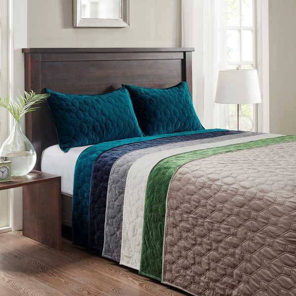 Madison Park Harper Faux Velvet Reversible 3PC Coverlet Set - Image 2