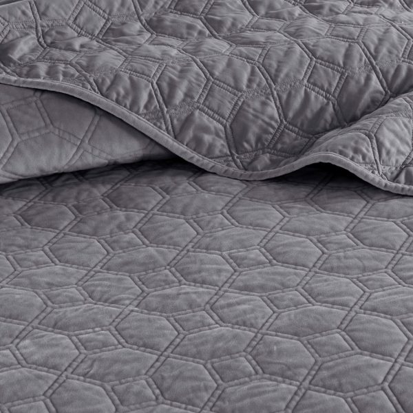 Madison Park Harper Faux Velvet Reversible 3PC Coverlet Set - Image 9
