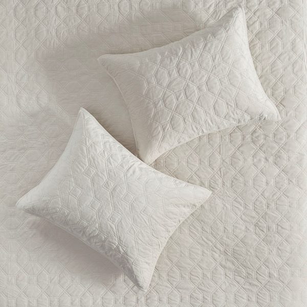 Madison Park Harper Faux Velvet Reversible 3PC Coverlet Set - Image 14