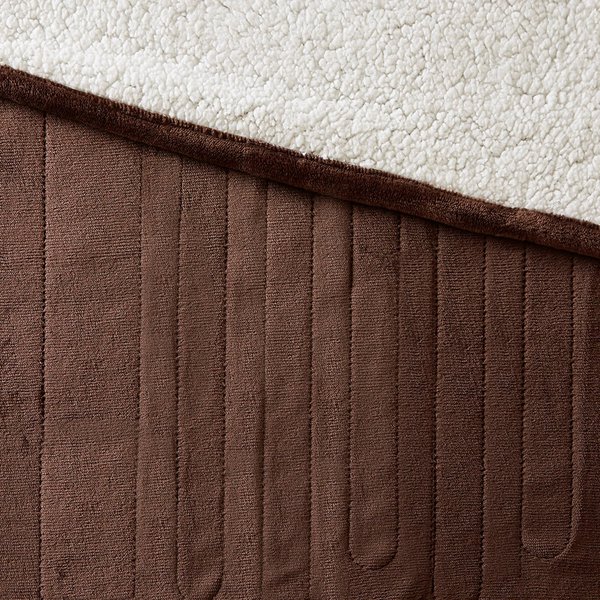 Woolrich Heated Plush To Berber Blanket - Image 6