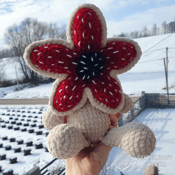Demogorgon na szydełku