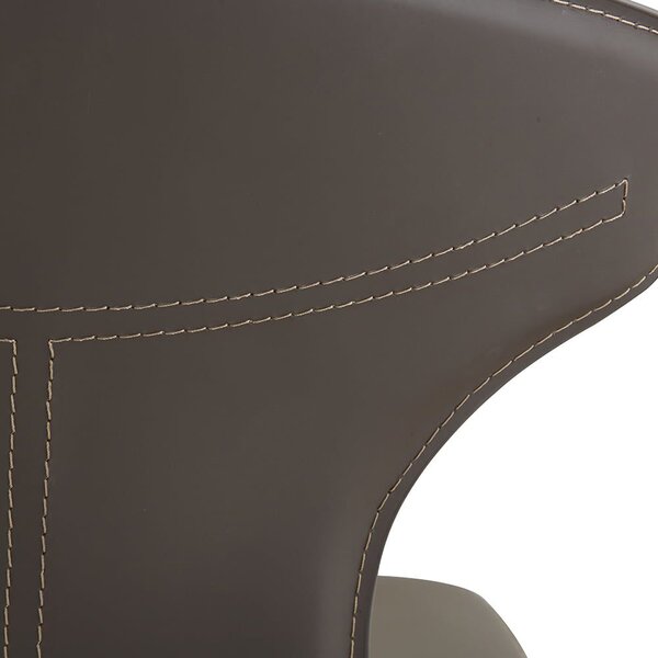 Toby Chair - Image 6