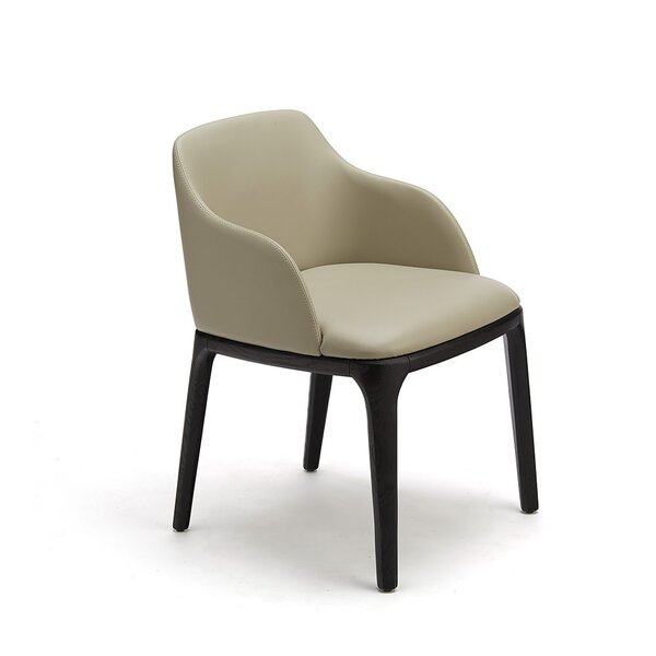 Runa Chair