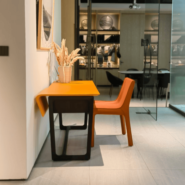 Elise Table - Image 2