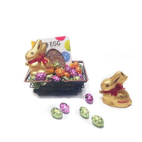 Mandje chocolade voor pasen