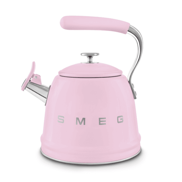Розовый чайник SMEG