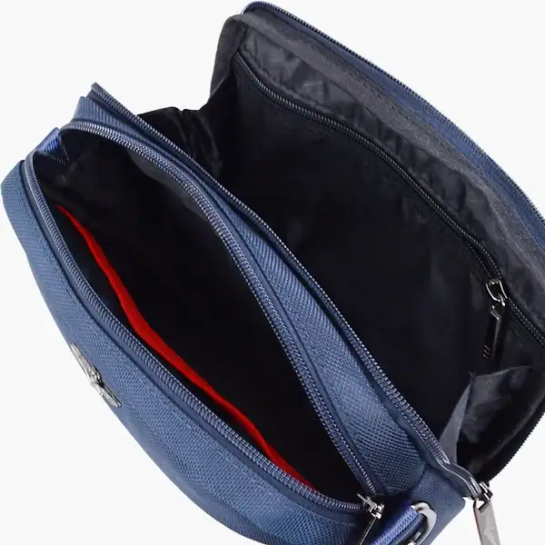 Interno del borsello linea lightning blu