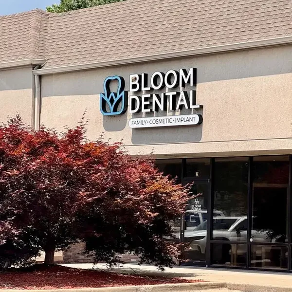 Bloom Dental – Greenwood