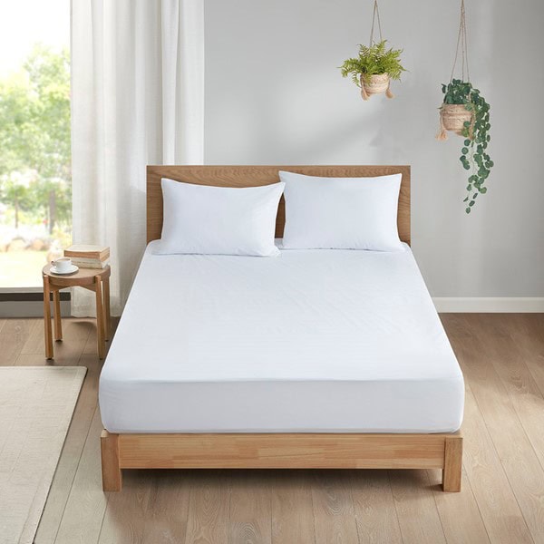 Clean Spaces Allergen Barrier Mattress and Pillow Protector Set in White, King LCN16-0035