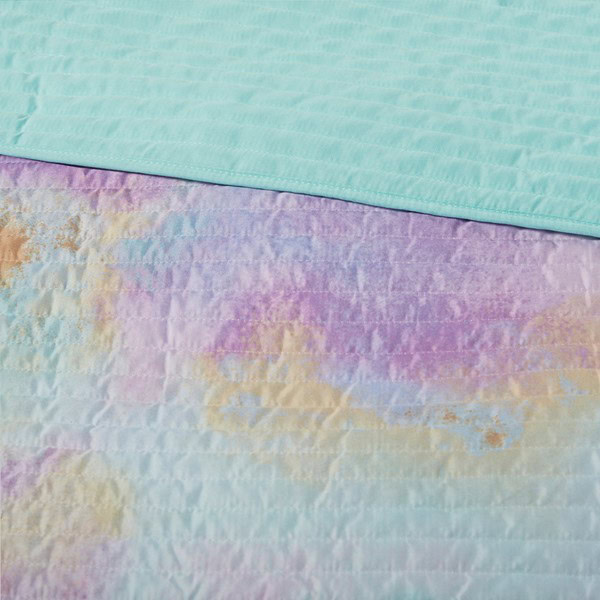 Intelligent Design Cassiopeia Watercolor Tie Dye Printed Quilt Set with Throw Pillow in Aqua, Twin/Twin XL ID13-2289 - Image 3