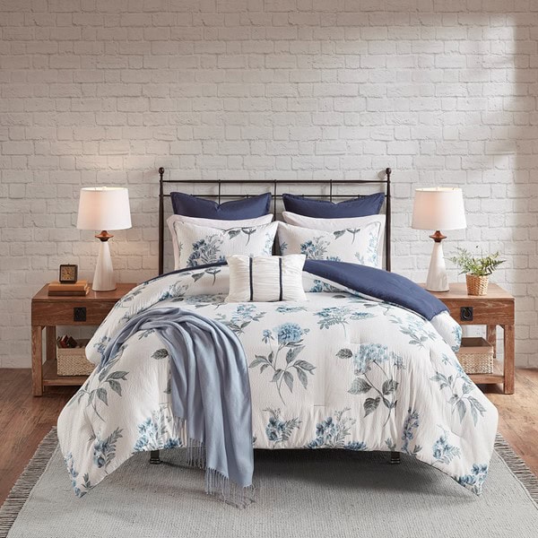 Madison Park Zennia 7 Piece Printed Seersucker Comforter Set with Throw Blanket in Blue, King/Cal King MP10-6304 - Image 2