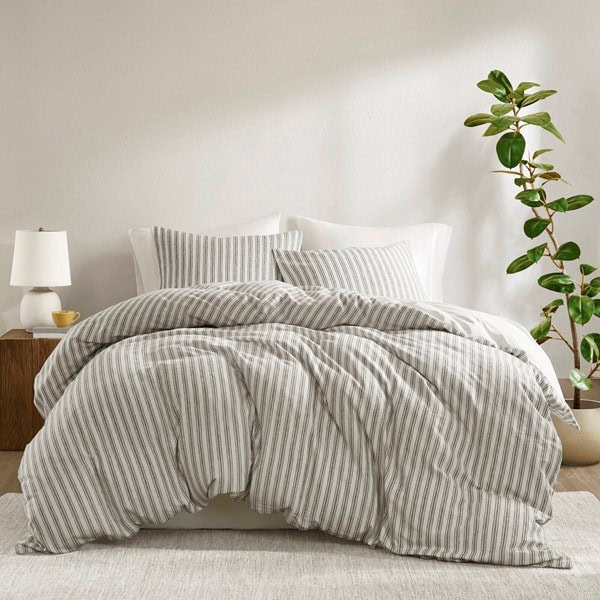 Madison Park Etta Duvet set in Grey, Queen MP12-8713 - Image 2