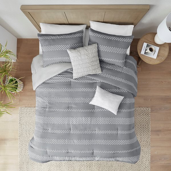 Madison Park Drew 5 Piece Clipped Jacquard Comforter Set with Throw Pillows in Gray, Full/Queen MP10-8160 - Image 4
