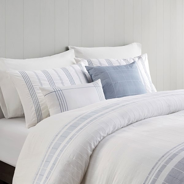 Harbor House Blue Morgan 5 Piece Cotton Jaquard Duvet Set in White/Blue, Full/Queen HH12-1868 - Image 4