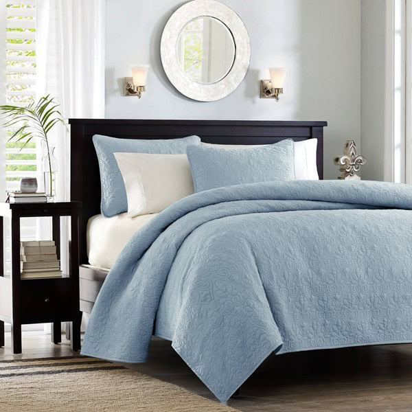 Madison Park Quebec Reversible Quilt Set in Blue, King/Cal King MP13-367