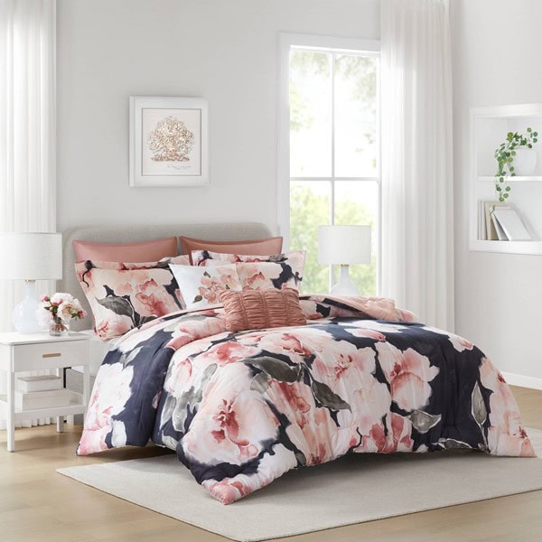 Madison Park Shanti 7pcs Printed Comforter set in Blush, Queen MP10-8917 - Image 3