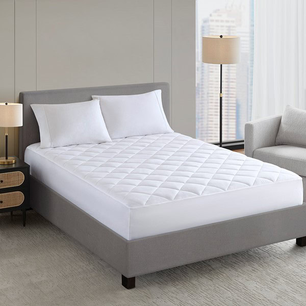 Bed Guardian Premium Mattress Pad in White, Queen NH16-0054