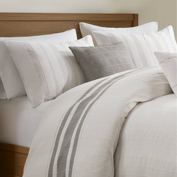 Harbor House Blue Morgan 5 Piece Cotton Jaquard Duvet Set in White/Grey, Full/Queen HH12-1828 - Image 2