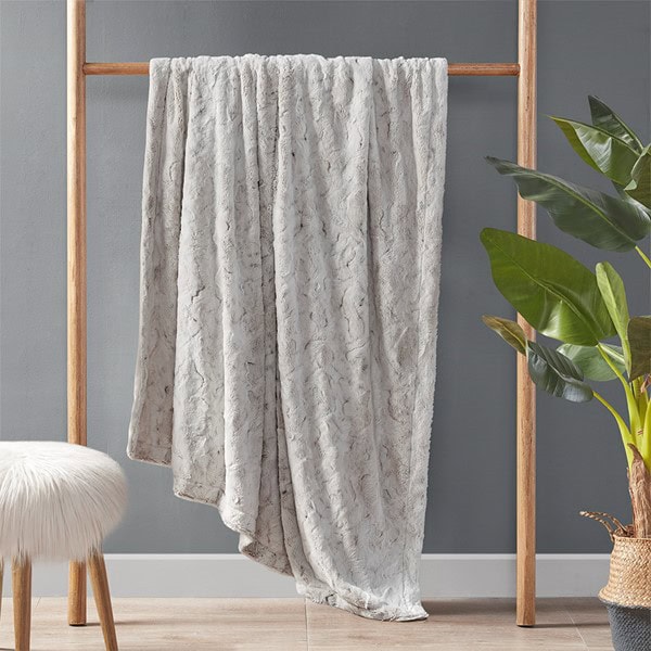 Madison Park Zuri Oversized Faux Fur Throw in Snow Leopard, 60x70" MP50-6233 - Image 3