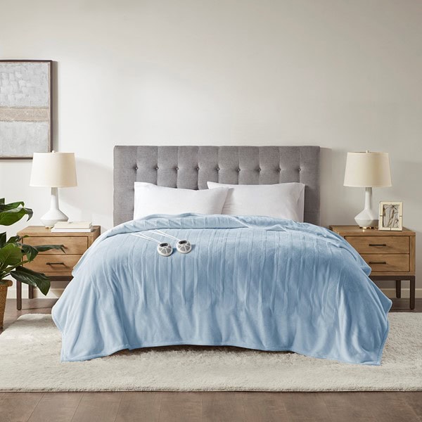 Serta Plush Heated Blanket in Light Blue, Full ST54-0130