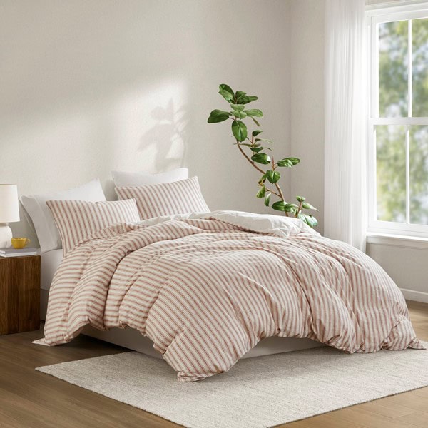 Madison Park Etta Duvet set in Terracotta, King MP12-8720 - Image 2
