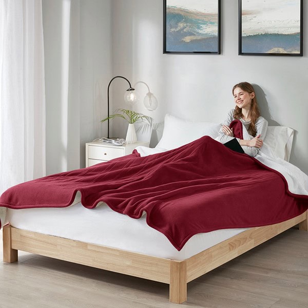 Serta Fleece to Sherpa Heated Blanket in Burgundy, Twin ST54-0141 - Image 2