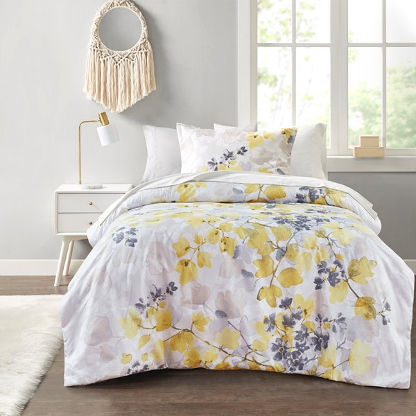 Madison Park Essentials Alexis Comforter Set with Bed Sheets in Yellow, Queen CS10-1381 - Image 2