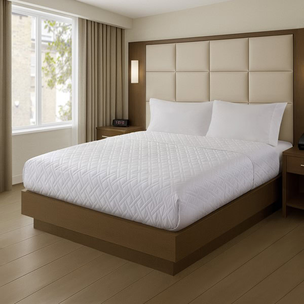 Nomad Home Plain Weave Premium Coverlet in White, Full/Queen NH13-0105 - Image 2