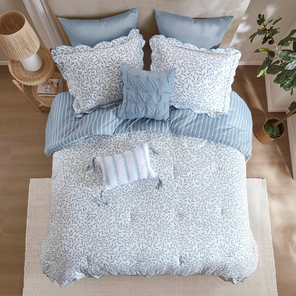 Madison Park Darcy 5 Piece Print Comforter Set in Blue, Queen MP10-8903 - Image 2