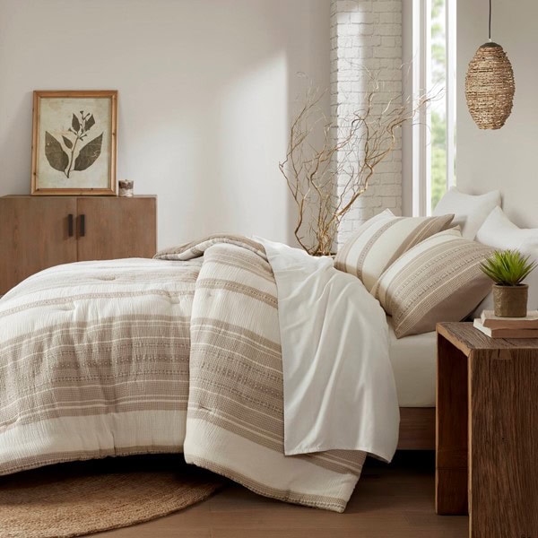 Woolrich Mesa Comforter Set in Tan, King/Cal King WR10-4051 - Image 5