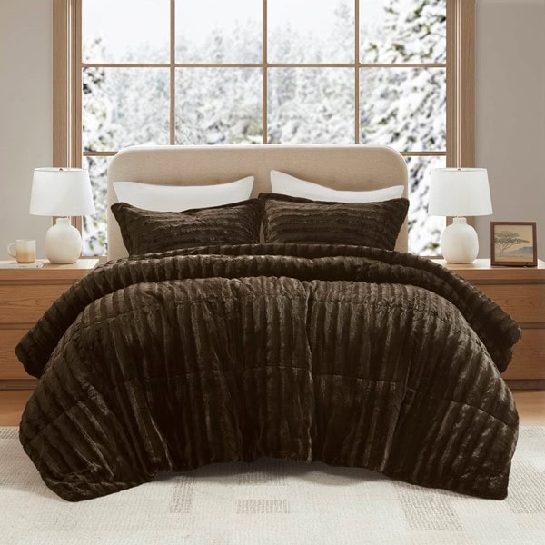 Madison Park Duke Faux Fur Comforter Mini Set in Chocolate, King/Cal King MP10-3069 - Image 5
