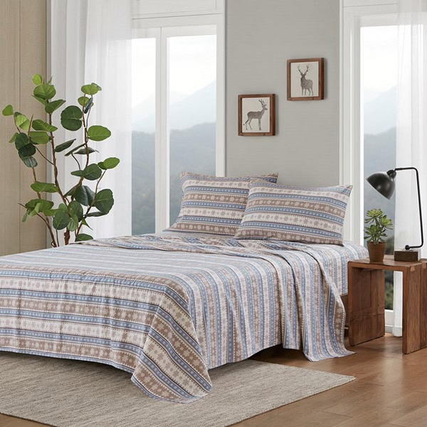 Woolrich Cotton Flannel Sheet Set in Blue Snowflake, Cal King WR20-1789 - Image 2
