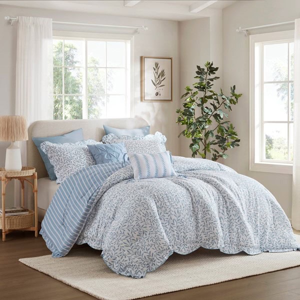 Madison Park Darcy 5 Piece Print Comforter Set in Blue, King MP10-8904