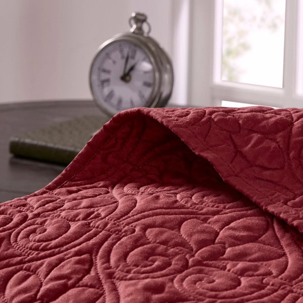 Madison Park Quebec Reversible Bedspread Set in Red, Queen MP13-2993 - Image 4