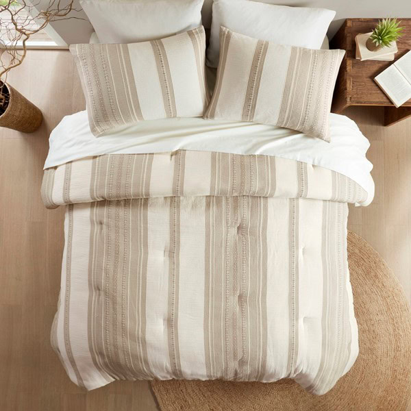 Woolrich Mesa Comforter Set in Tan, King/Cal King WR10-4051 - Image 2