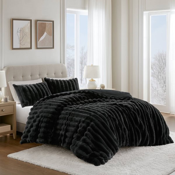 Madison Park Jasmine 3 Piece Faux Fur Comforter Set in Black, Full/Queen MP10-8442 - Image 2