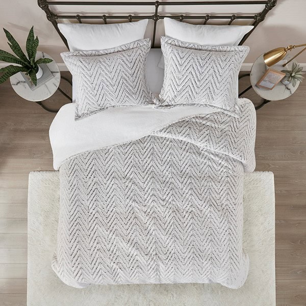 Madison Park Adelyn Ultra Plush Down Alternative Comforter Set in Ivory, King/Cal King MP10-4803 - Image 3